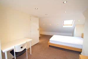 Photo 11- click for photo gallery